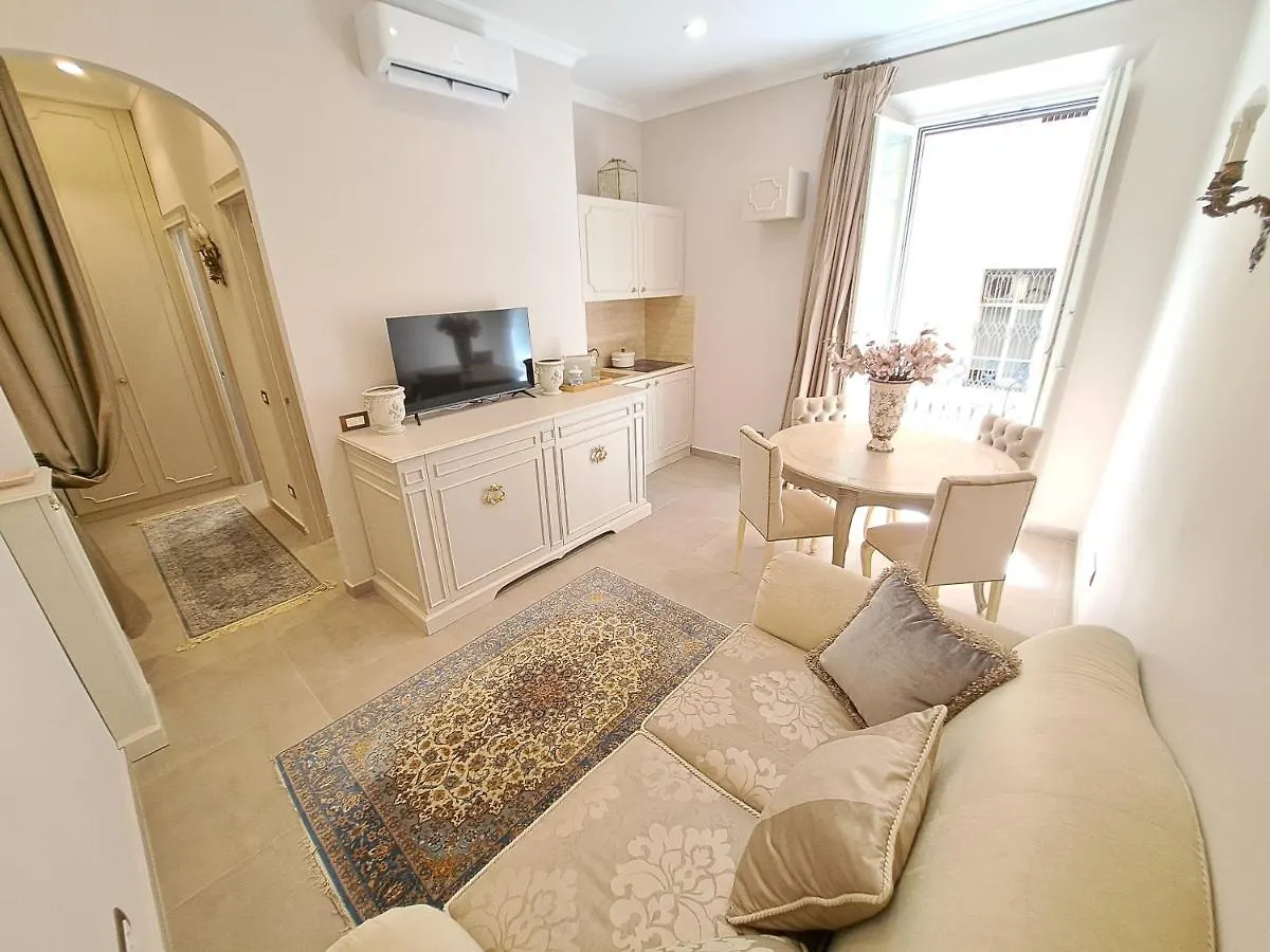 Suite Della Vite 27 Rome Apartment